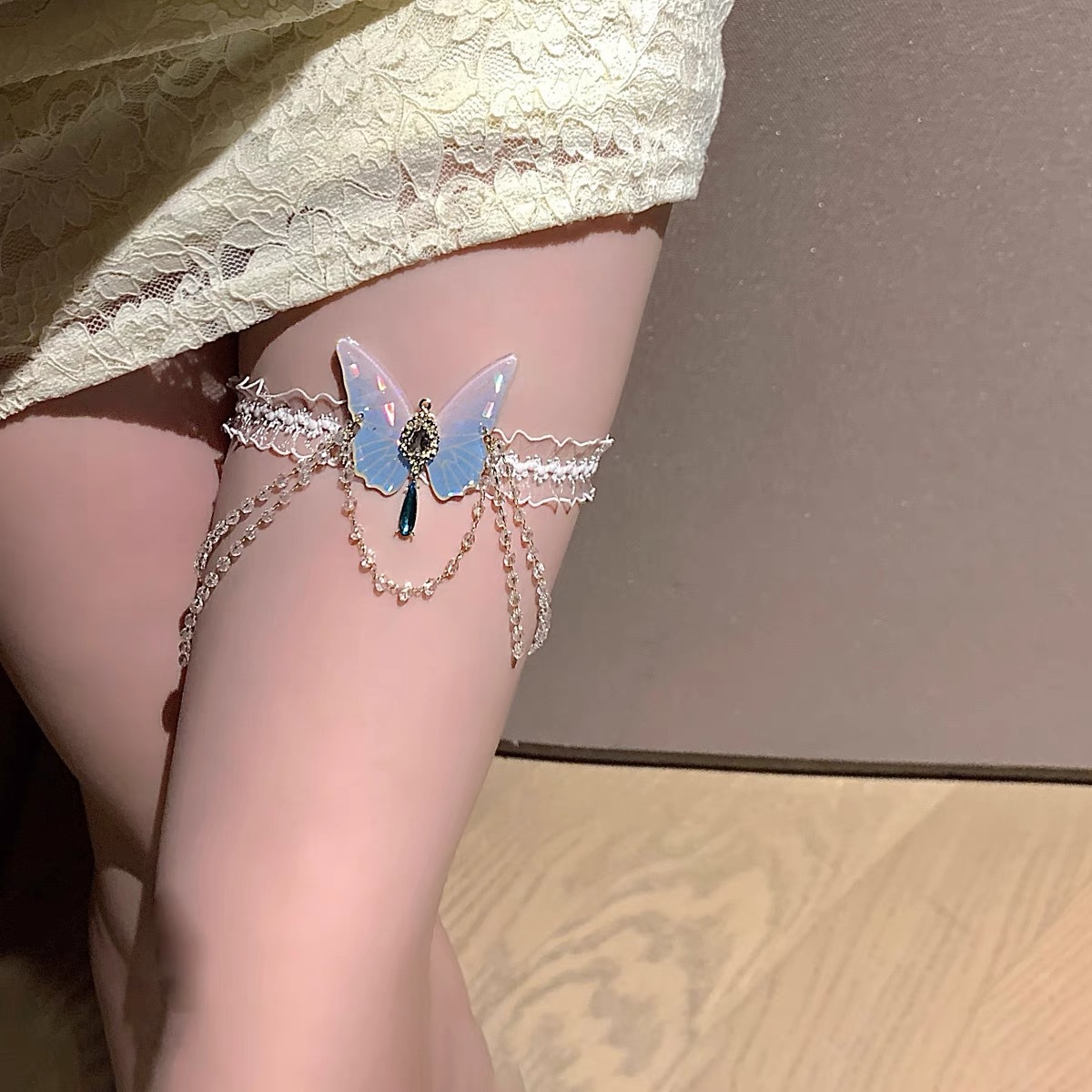 Body Jewelry For You - Catena elastica della gamba del merletto