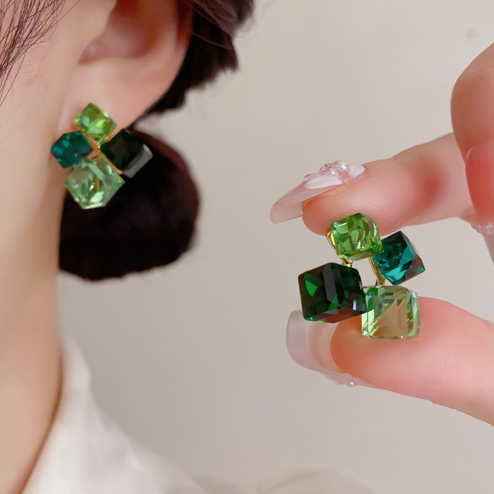 Cluster Stud Ear - Orecchini a Perno Geometrici Verde Smeraldo
