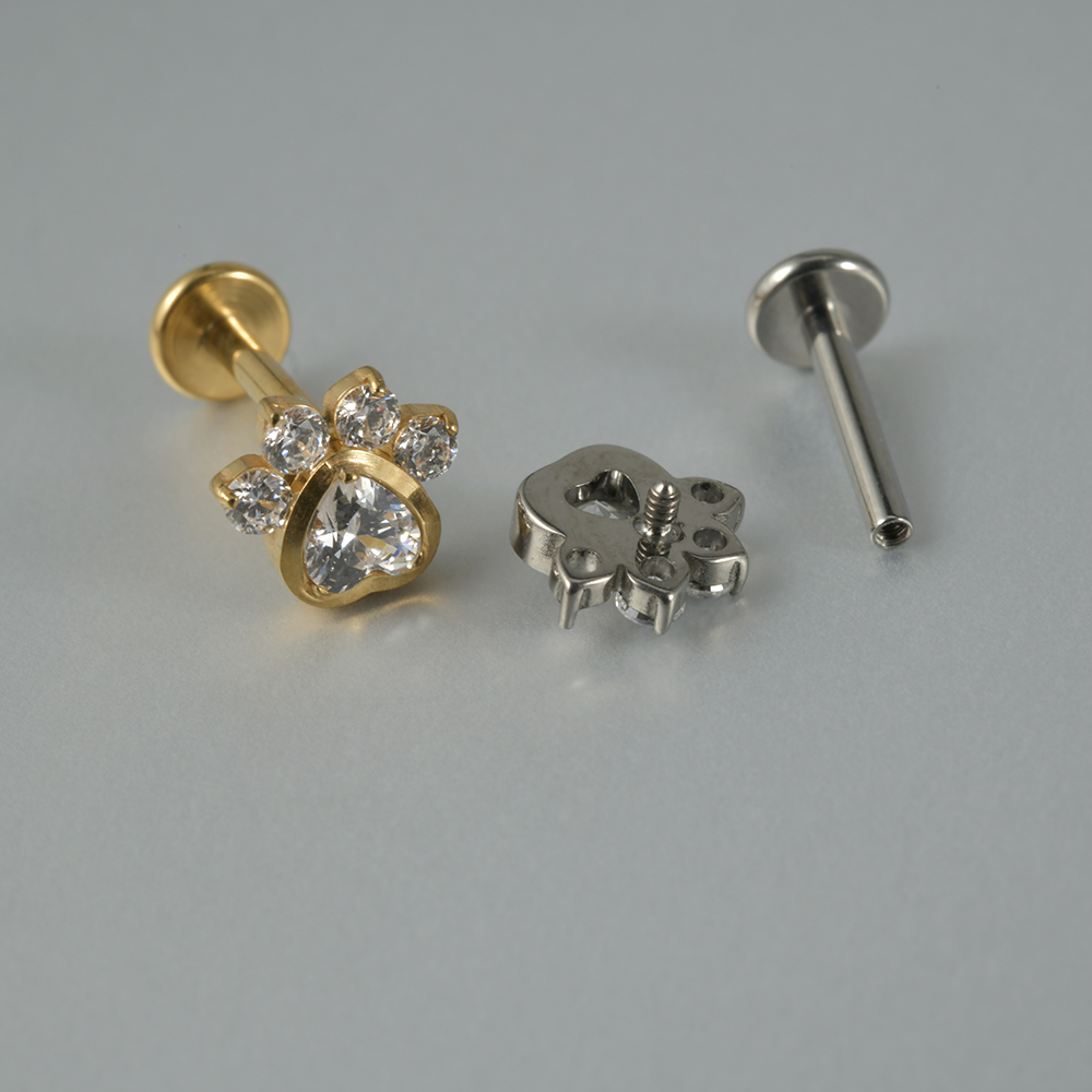 1PC Zircone G23 Titanio massic - Cluster Stud Ear recensione e prezzo
