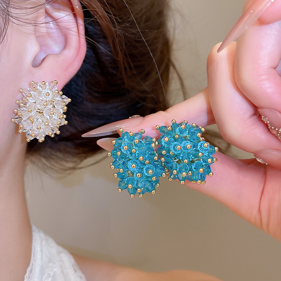 Orecchini a Perno Artigianali  - Cluster Stud Ear recensione e prezzo