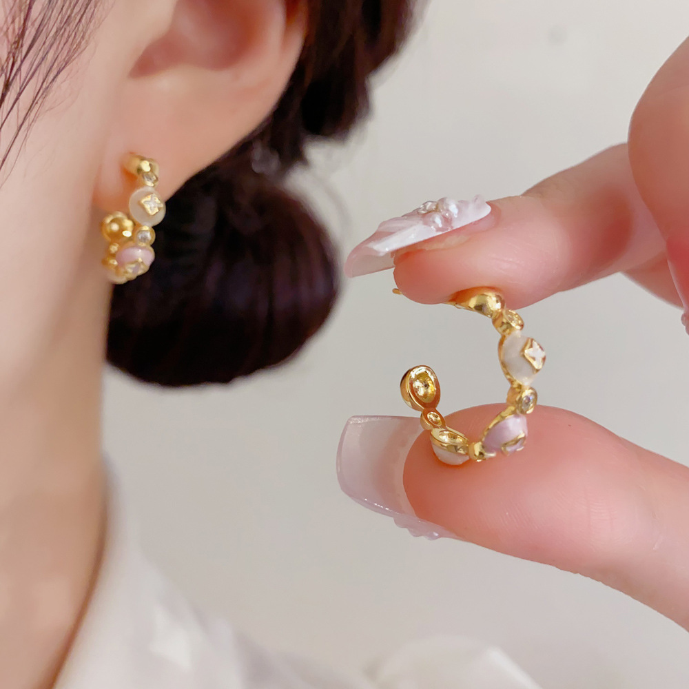 Orecchini a mezzo cerchio smal - Cluster Stud Ear recensione e prezzo