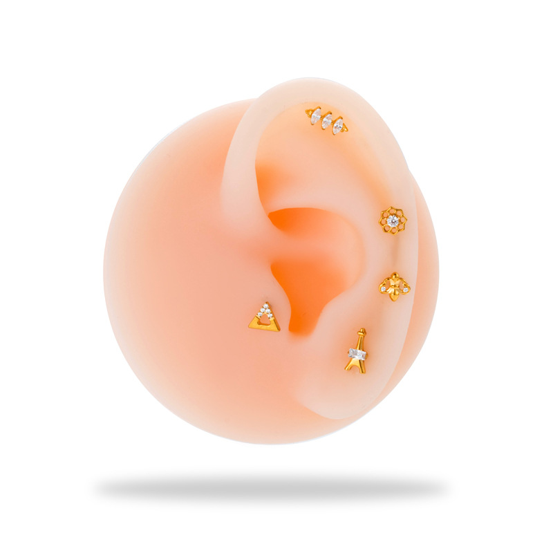 1 pezzo Piercing per orecchio  - Cluster Stud Ear recensione e prezzo