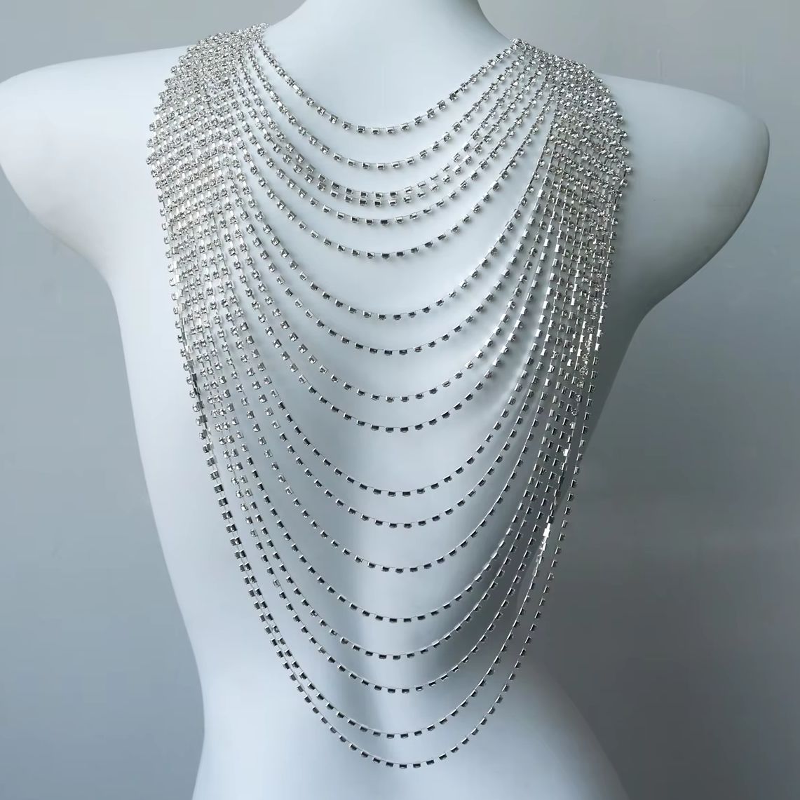 Elegante Catena per il Corpo M - Body Jewelry Back recensione e prezzo