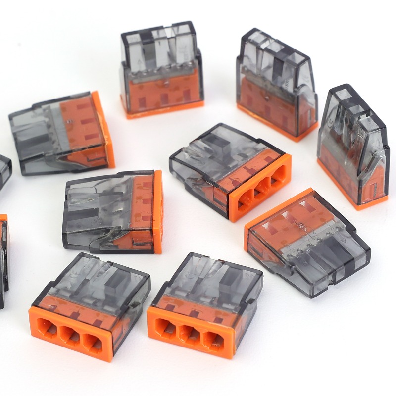 Morsetto a 3 Fori per Connetto - Threadless Push Pin recensione e prezzo