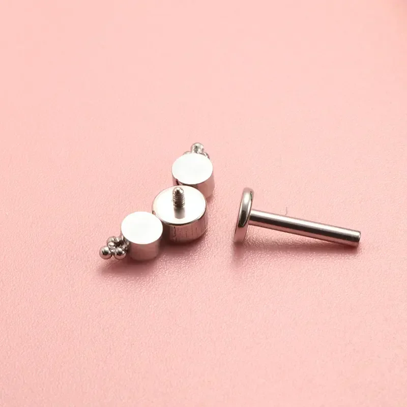 ASTM F136 Piercing in titanio  - Cluster Stud Ear recensione e prezzo