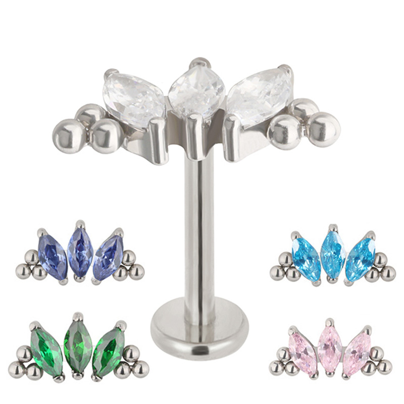 ASTM F136 Titanium PIERC 3 CZ  - Cluster Stud Ear recensione e prezzo